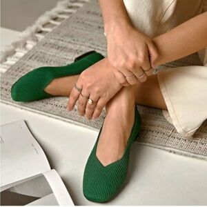 Vivaia Elegant Green Women's Loafers